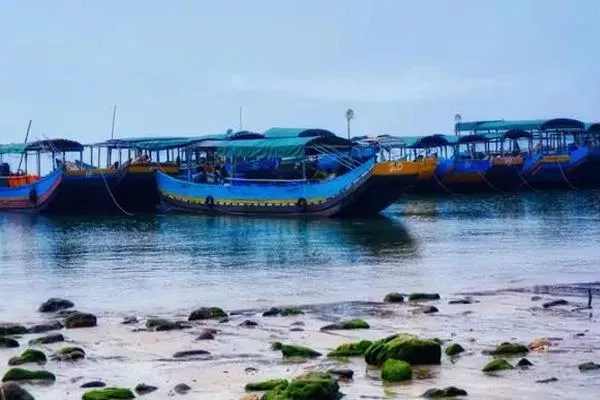 廣西京族三島<a href='http://www.w33yw.com/' target=_blank>旅游攻略</a>